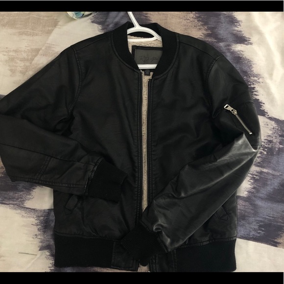 Leather Jacket - Picture 1 of 2